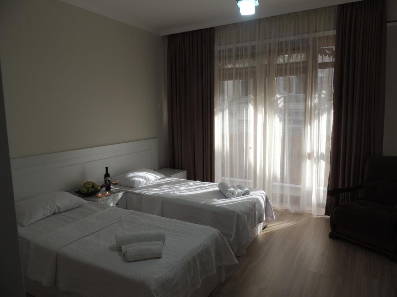 Old Town Bed and Breakfast Gori Buitenkant foto