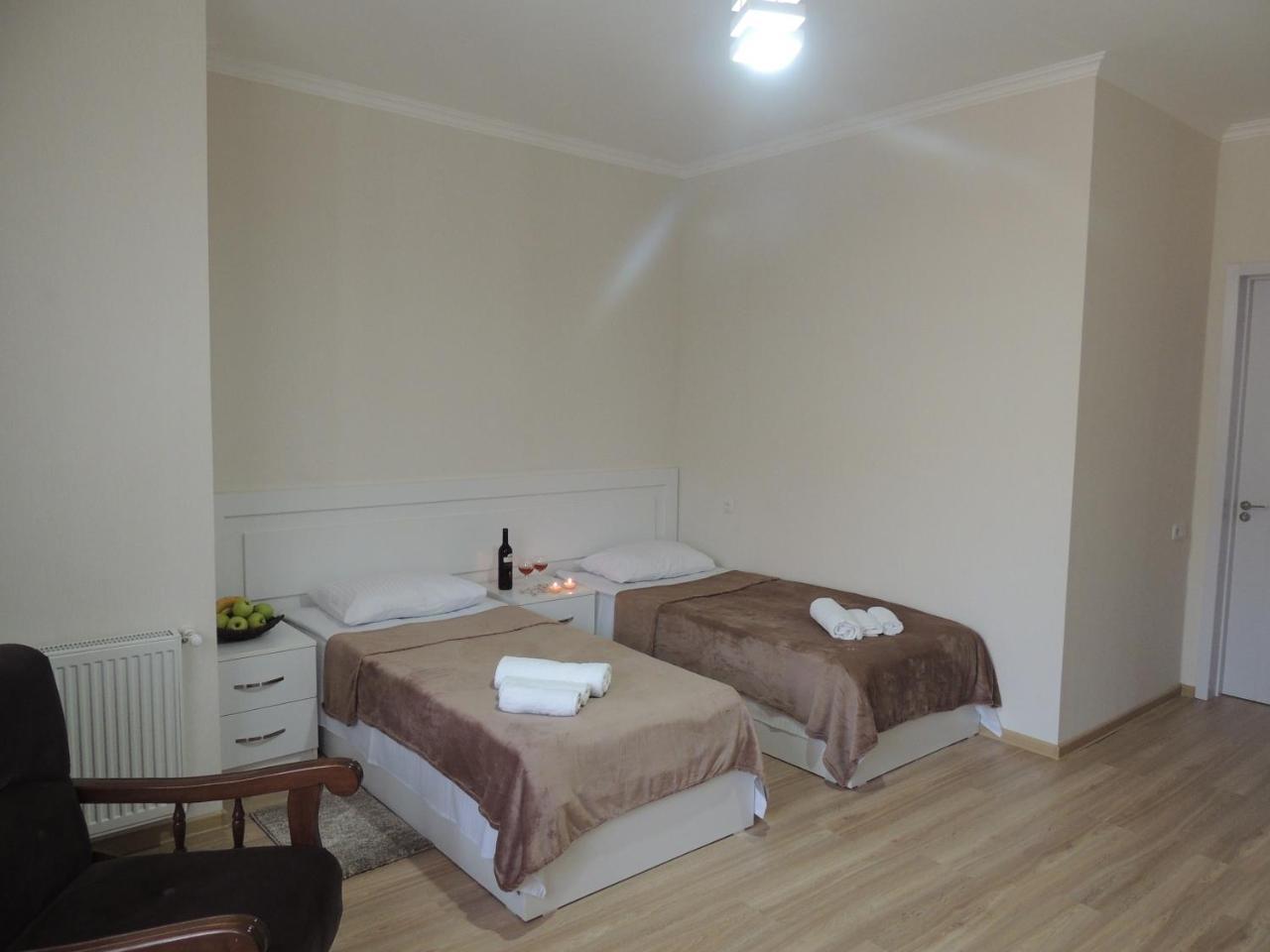 Old Town Bed and Breakfast Gori Buitenkant foto