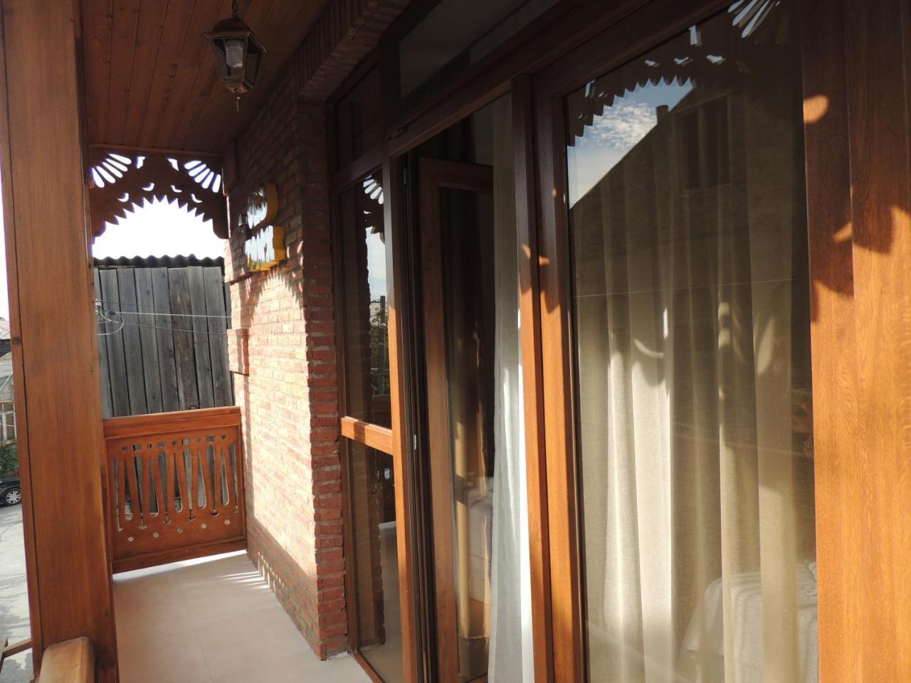 Old Town Bed and Breakfast Gori Buitenkant foto