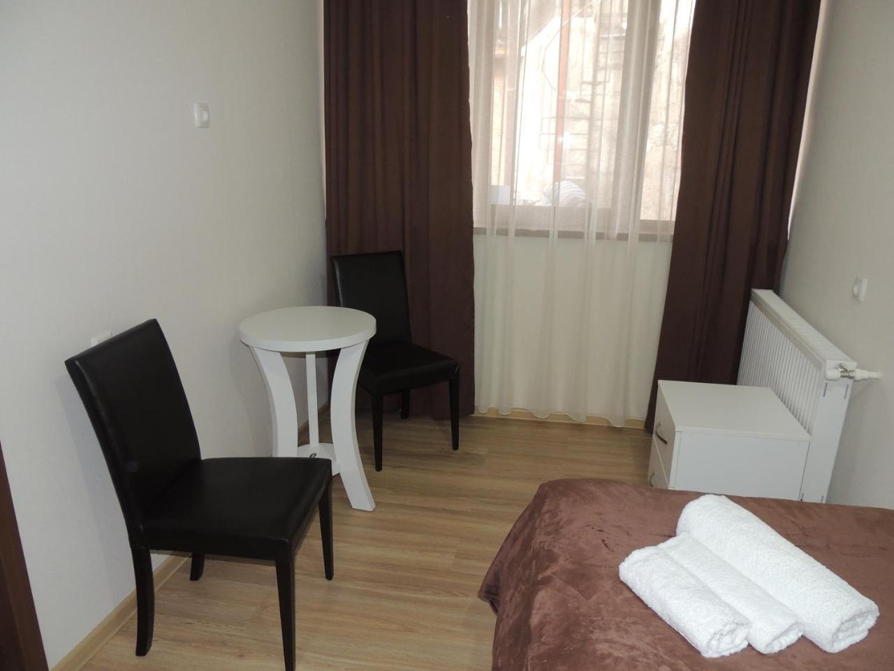 Old Town Bed and Breakfast Gori Buitenkant foto