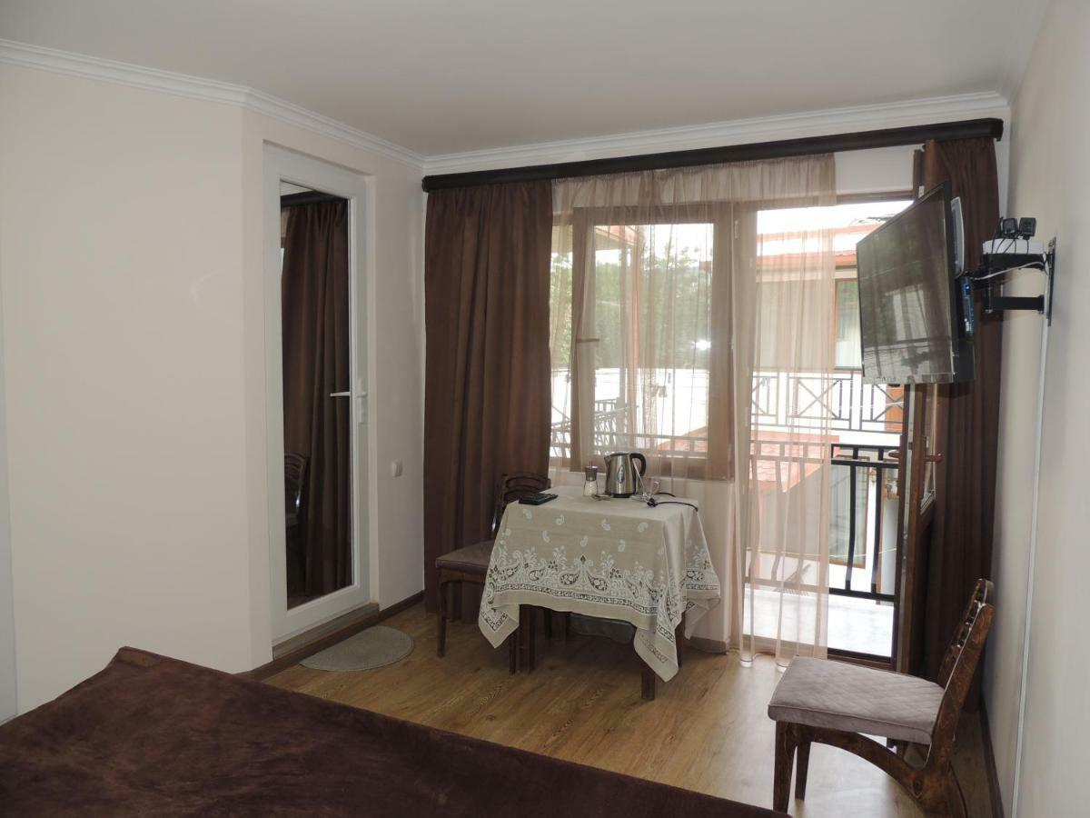 Old Town Bed and Breakfast Gori Buitenkant foto